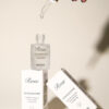 Sgrassatore per Ciglia è una soluzione innovativa e alcohol-free, progettata per rimuovere con estrema delicatezza e facilità sebo, trucco, prodotti oleosi e trattamenti cremosi delle ciglia e sopracciglia.