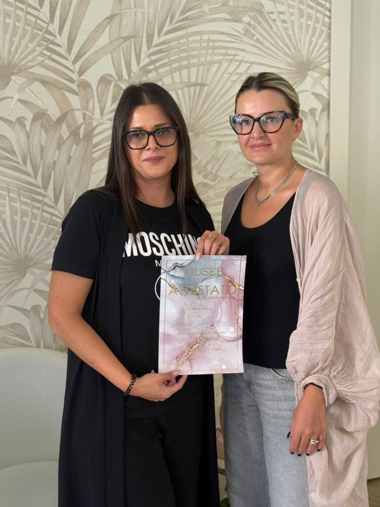 Iryna Zolotarova - Formazione Lashmaker MUSEE Lashes Academy
